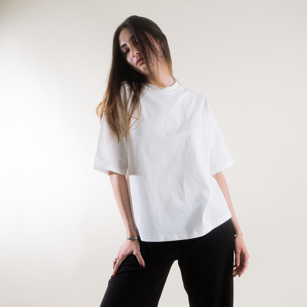 EVERYDAY WHITE BOX TEE
