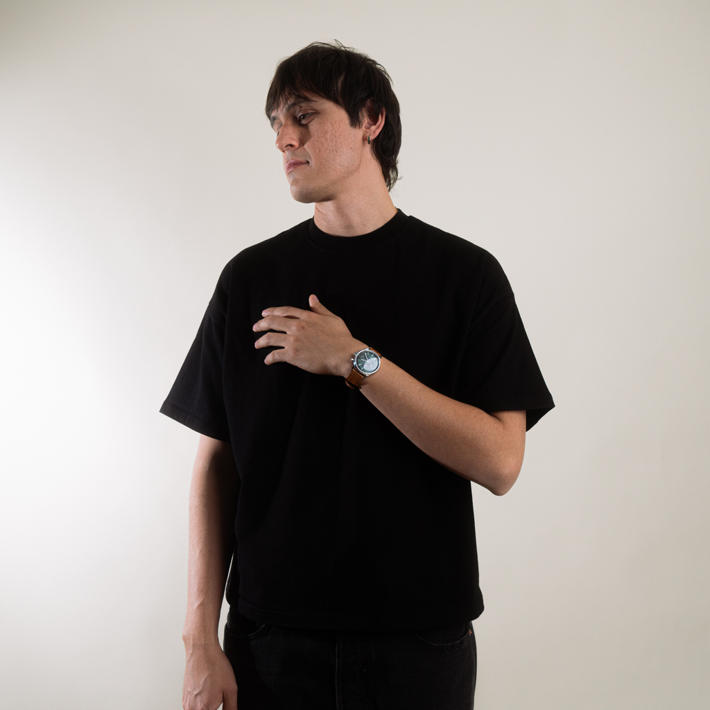 EVERYDAY BLACK BOXY TEE